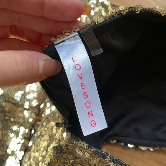 Gold sequined strapless dress - Picture 4 of 5